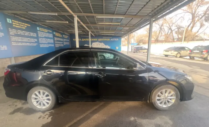Toyota Camry 2015 года за 10 000 000 тг. в Алматы фото 4