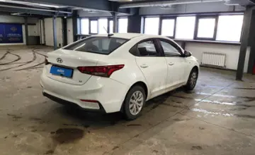 Hyundai Accent 2018 года за 6 500 000 тг. в Астана фото 3