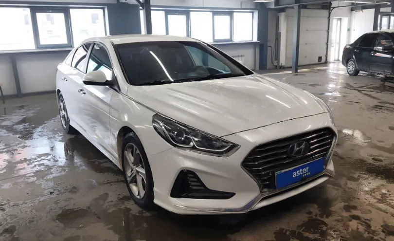 Hyundai Sonata 2019 года за 9 000 000 тг. в Астана фото 2