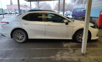 Toyota Camry 2021 года за 10 500 000 тг. в Алматы фото 4