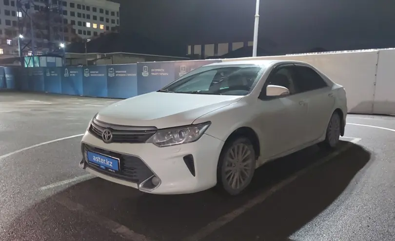 Toyota Camry 2016 года за 10 000 000 тг. в Шымкент