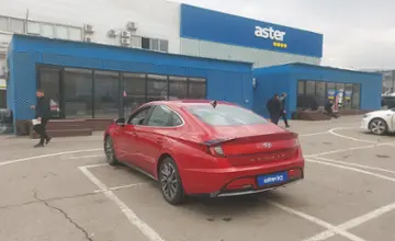 Hyundai Sonata 2020 года за 10 500 000 тг. в Алматы фото 4