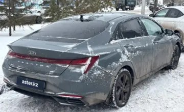 Hyundai Elantra 2022 года за 9 500 000 тг. в Астана