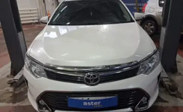 Toyota Camry 2017 года за 10 500 000 тг. в Астана фото 2