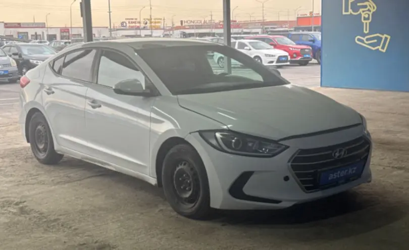 Hyundai Elantra 2018 года за 6 000 000 тг. в Алматы фото 3