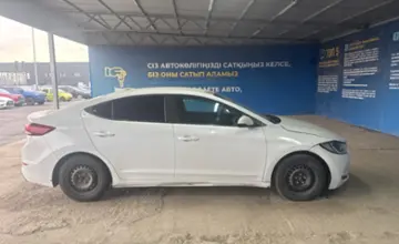 Hyundai Elantra 2018 года за 6 000 000 тг. в Алматы фото 4