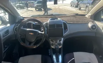 Chevrolet Aveo 2013 года за 3 500 000 тг. в Караганда фото 4