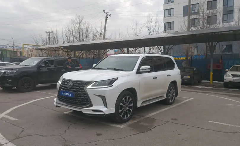 Lexus LX 2020 года за 63 000 000 тг. в Алматы