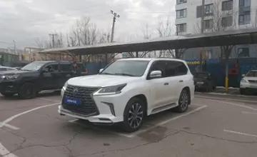 Lexus LX 2020 года за 60 000 000 тг. в Алматы фото 1