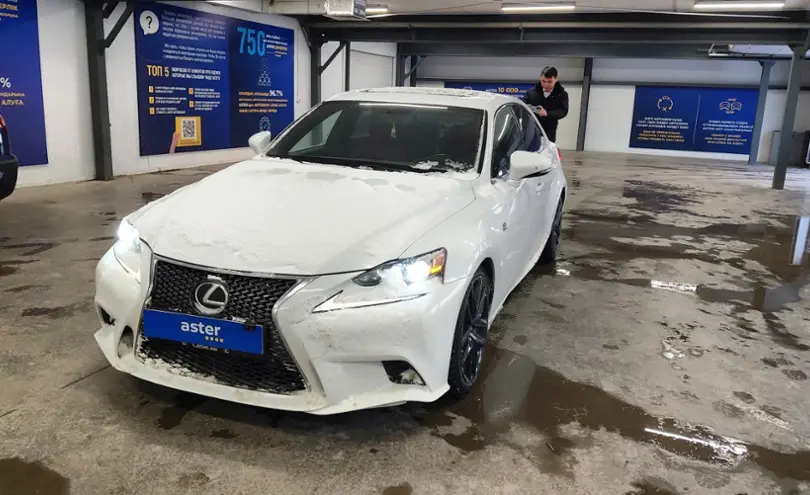 Lexus IS 2014 года за 12 000 000 тг. в Астана