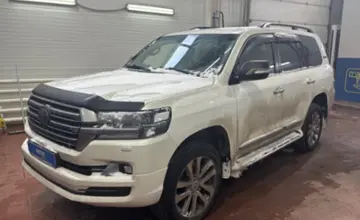 Toyota Land Cruiser 2017 года за 31 000 000 тг. в Астана фото 1
