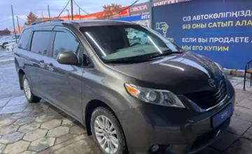 Toyota Sienna 2016 года за 14 000 000 тг. в Талдыкорган фото 3