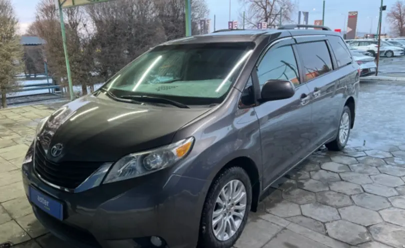 Toyota Sienna 2016 года за 14 000 000 тг. в Талдыкорган