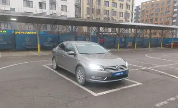 Volkswagen Passat 2012 года за 4 500 000 тг. в Алматы фото 2