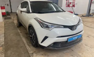 Toyota C-HR 2021 года за 9 500 000 тг. в Актобе фото 3