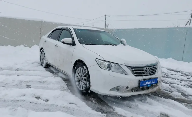 Toyota Camry 2012 года за 9 900 000 тг. в Шымкент фото 2