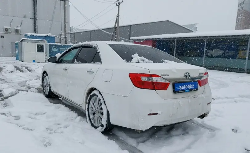 Toyota Camry 2012 года за 9 900 000 тг. в Шымкент фото 4
