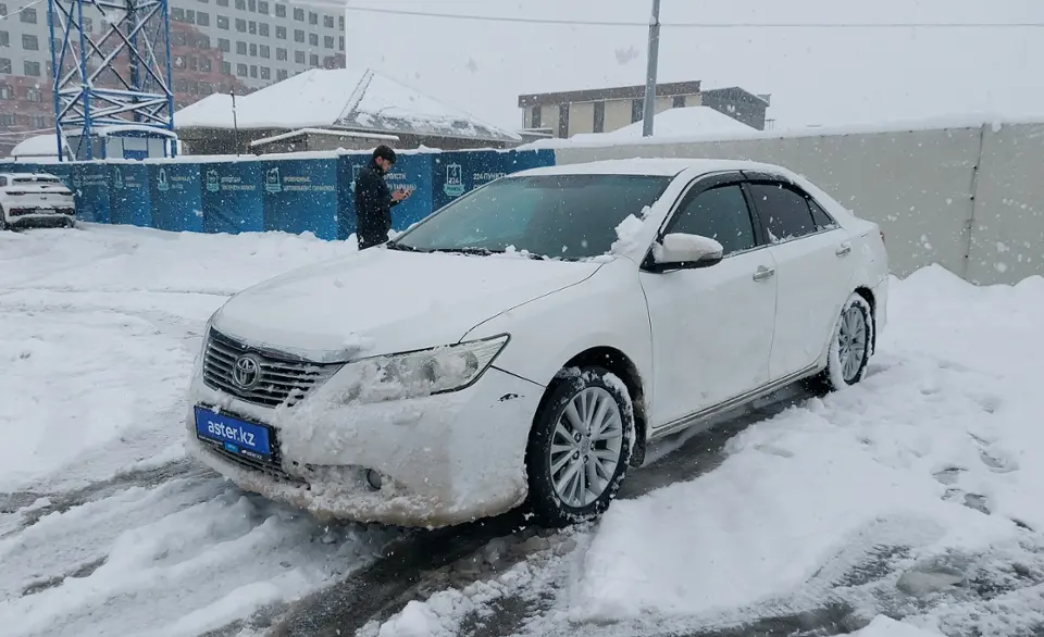 Toyota Camry 2012 года за 9 900 000 тг. в Шымкент
