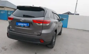 Toyota Highlander 2019 года за 18 500 000 тг. в Шымкент фото 3