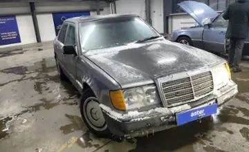 Mercedes-Benz W124 1987 года за 1 000 000 тг. в Астана фото 2