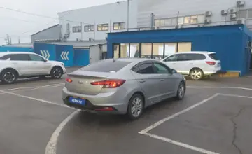 Hyundai Elantra 2019 года за 6 000 000 тг. в Алматы фото 3