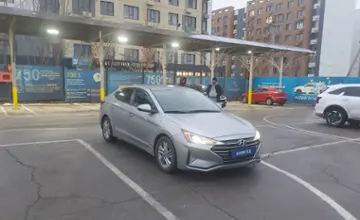 Hyundai Elantra 2019 года за 6 000 000 тг. в Алматы фото 2