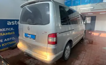 Volkswagen Multivan 2007 года за 7 500 000 тг. в Астана