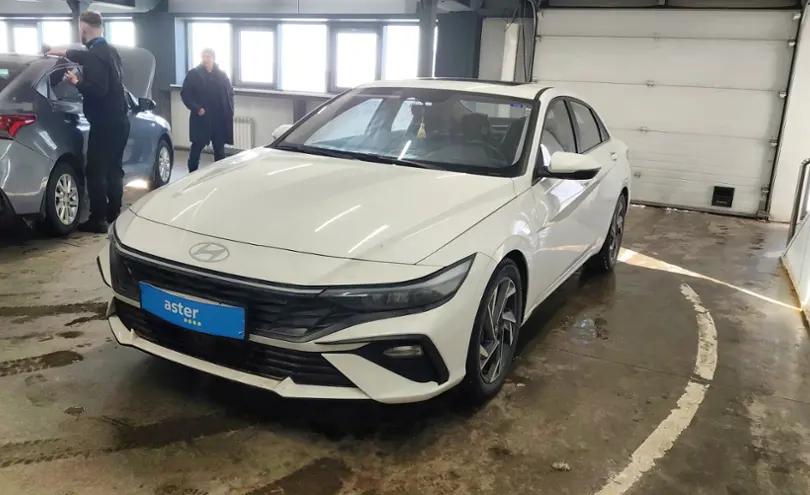 Hyundai Elantra 2025 года за 10 000 000 тг. в Астана