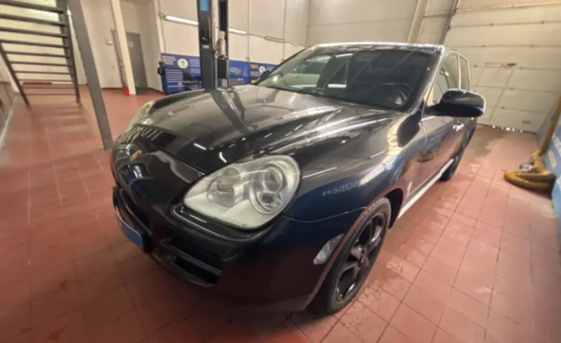Porsche Cayenne 2005 года за 5 000 000 тг. в Астана