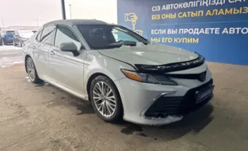 Toyota Camry 2019 года за 14 000 000 тг. в Алматы фото 3