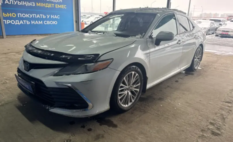 Toyota Camry 2019 года за 14 000 000 тг. в Алматы
