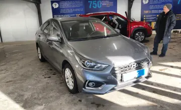 Hyundai Accent 2018 года за 7 000 000 тг. в Астана фото 2