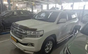 Toyota Land Cruiser 2017 года за 29 000 000 тг. в Актобе фото 1