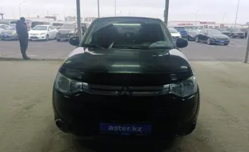 Mitsubishi Outlander 2014 года за 4 700 000 тг. в Алматы фото 2