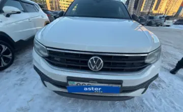 Volkswagen Tiguan 2021 года за 14 500 000 тг. в Астана фото 2