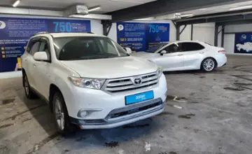 Toyota Highlander 2012 года за 13 250 000 тг. в Астана фото 2