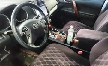 Toyota Highlander 2012 года за 13 250 000 тг. в Астана фото 5