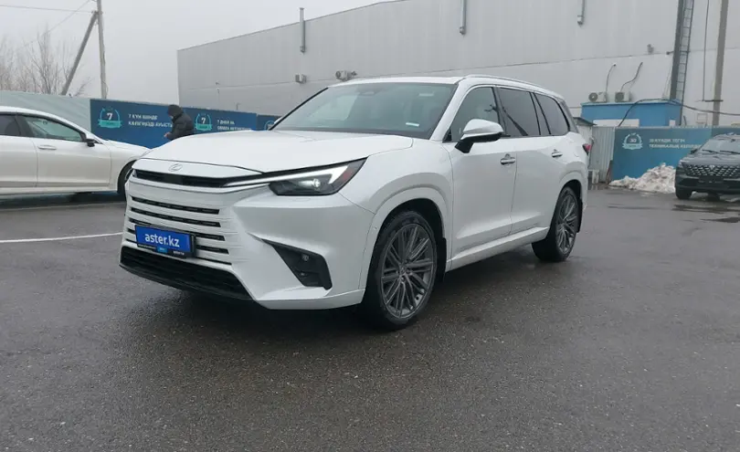 Lexus TX 2023 года за 45 000 000 тг. в Шымкент