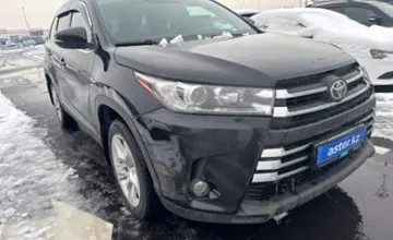 Toyota Highlander 2016 года за 14 000 000 тг. в Алматы фото 3