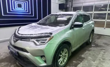 Toyota RAV4 2017 года за 10 500 000 тг. в Павлодар фото 1