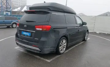 Kia Carnival 2016 года за 14 200 000 тг. в Шымкент фото 3