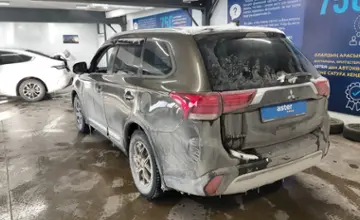 Mitsubishi Outlander 2019 года за 10 000 000 тг. в Астана фото 4