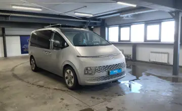 Hyundai Staria 2021 года за 22 000 000 тг. в Астана фото 2