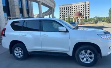 Toyota Land Cruiser Prado 2022 года за 24 500 000 тг. в Атырау