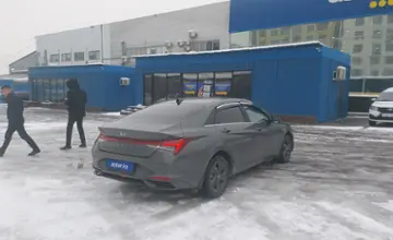 Hyundai Elantra 2023 года за 8 300 000 тг. в Алматы фото 3