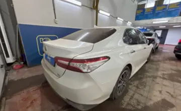 Toyota Camry 2021 года за 20 500 000 тг. в Астана