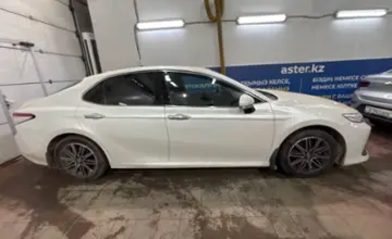 Toyota Camry 2021 года за 20 500 000 тг. в Астана фото 4