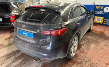 Infiniti QX70 2016 года за 12 000 000 тг. в Астана