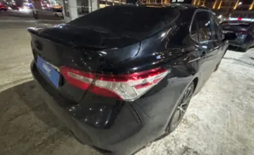 Toyota Camry 2020 года за 11 500 000 тг. в Астана