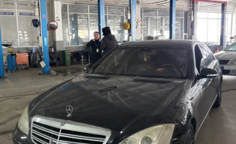 Mercedes-Benz S-Класс 2006 года за 5 000 000 тг. в Павлодар